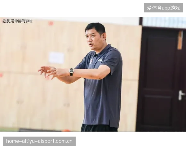 禁区大战：彭啸的“逆天之笔”如何让球队重返巅峰？